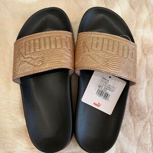 New woman PUMA slides sandals size 6.5